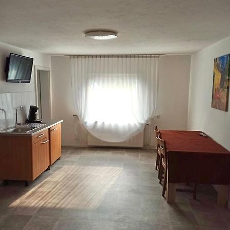 Apartments Zum Stillen Winkel Niederbreitbach 外观 照片